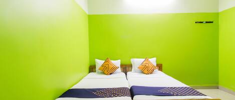 Szoba kétszemélyes vagy két külön ággyal | Ingyenes wifi