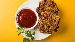Free continental breakfast  - OYO 62748 Hotel Zeenat (Jammu)