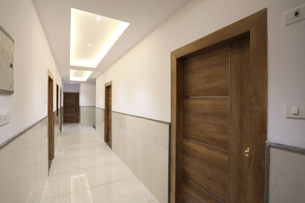 Shared kitchen - OYO 30462 Hotel Ivy (New Delhi)