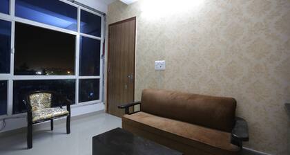 OYO 44400 Retreat Inn