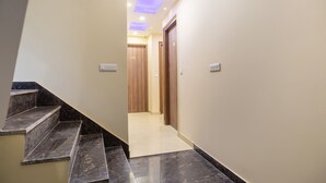 Unclassified image, 3 of 17, button - OYO 29932 Hotel R S Plaza (New Delhi)