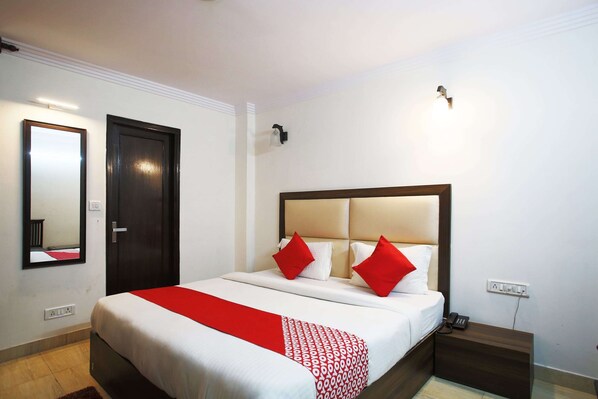 Free WiFi, bed sheets