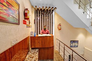 Reception - OYO 45940 Grand Imperial (New Delhi)