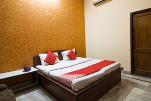 Double or Twin Room - OYO 42790 Mukund Resort (Mathura)