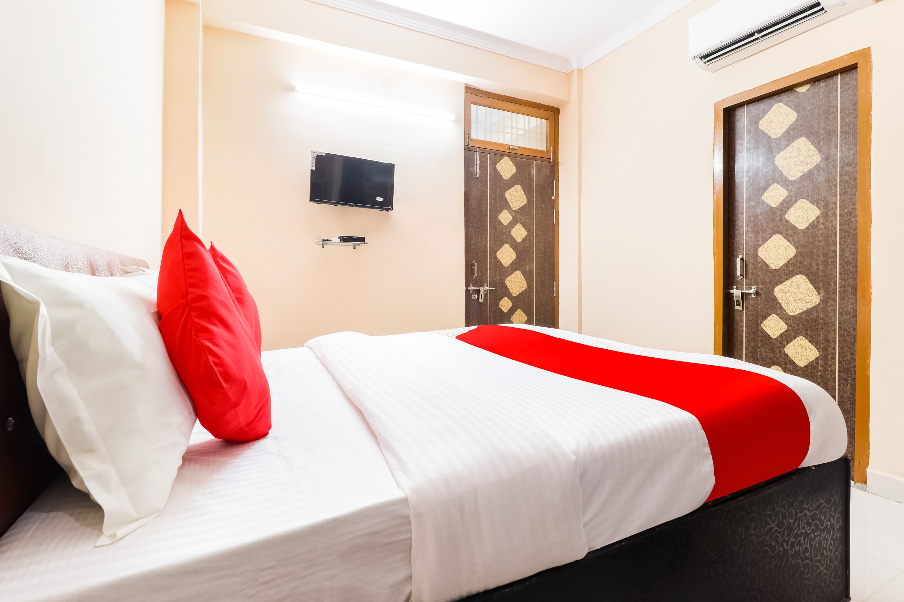 OYO 61469 Kalawati Palace