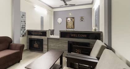 SPOT ON 47699 L.r.r. Towers (lodge)