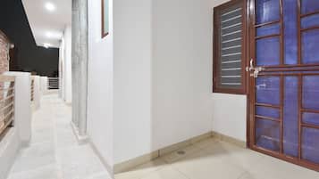 Double or Twin Room | Shared kitchen