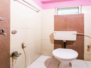 Double or Twin Room | Bathroom