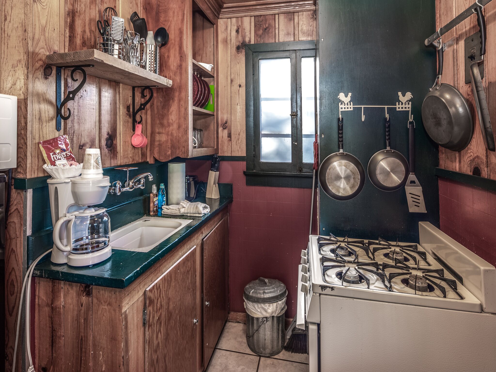 Apache Village 6, King Studio with Sleeper Sofa, Sleeps 3