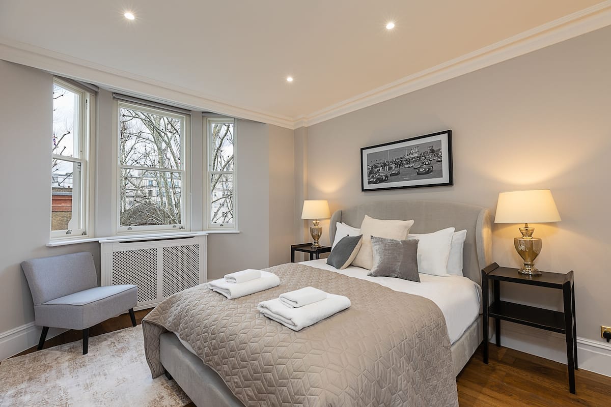 Apartment (2 Bedrooms)
