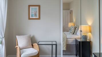 ์ํํธ (2 Bedrooms) | 2 ๊ฐ์ ์นจ์ค, ๋ค๋ฆฌ๋ฏธ/๋ค๋ฆฌ๋ฏธํ, ๋ฌด๋ฃ WiFi, ์นจ๋ ์ํธ