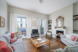 Appartement (2 Bedrooms) | 2 chambres, fer et planche à repasser, Wi-Fi gratuit, draps fournis
