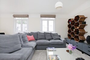Three-Bedroom Apartment | Living room | TV, DVD player - Quiet Historic Mews- Hyde Park (London)