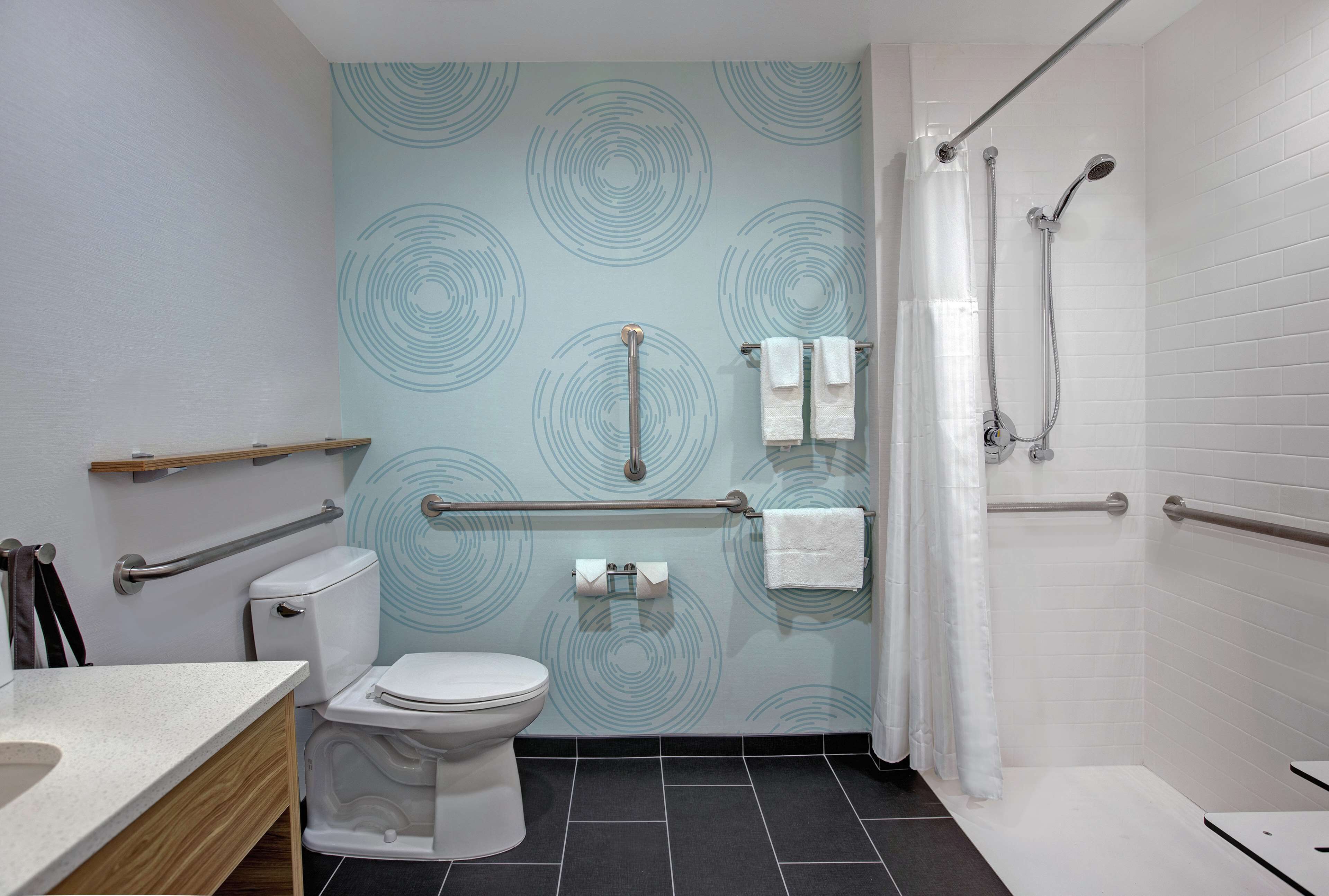 Photo - Tru By Hilton Austin Airport, Tx