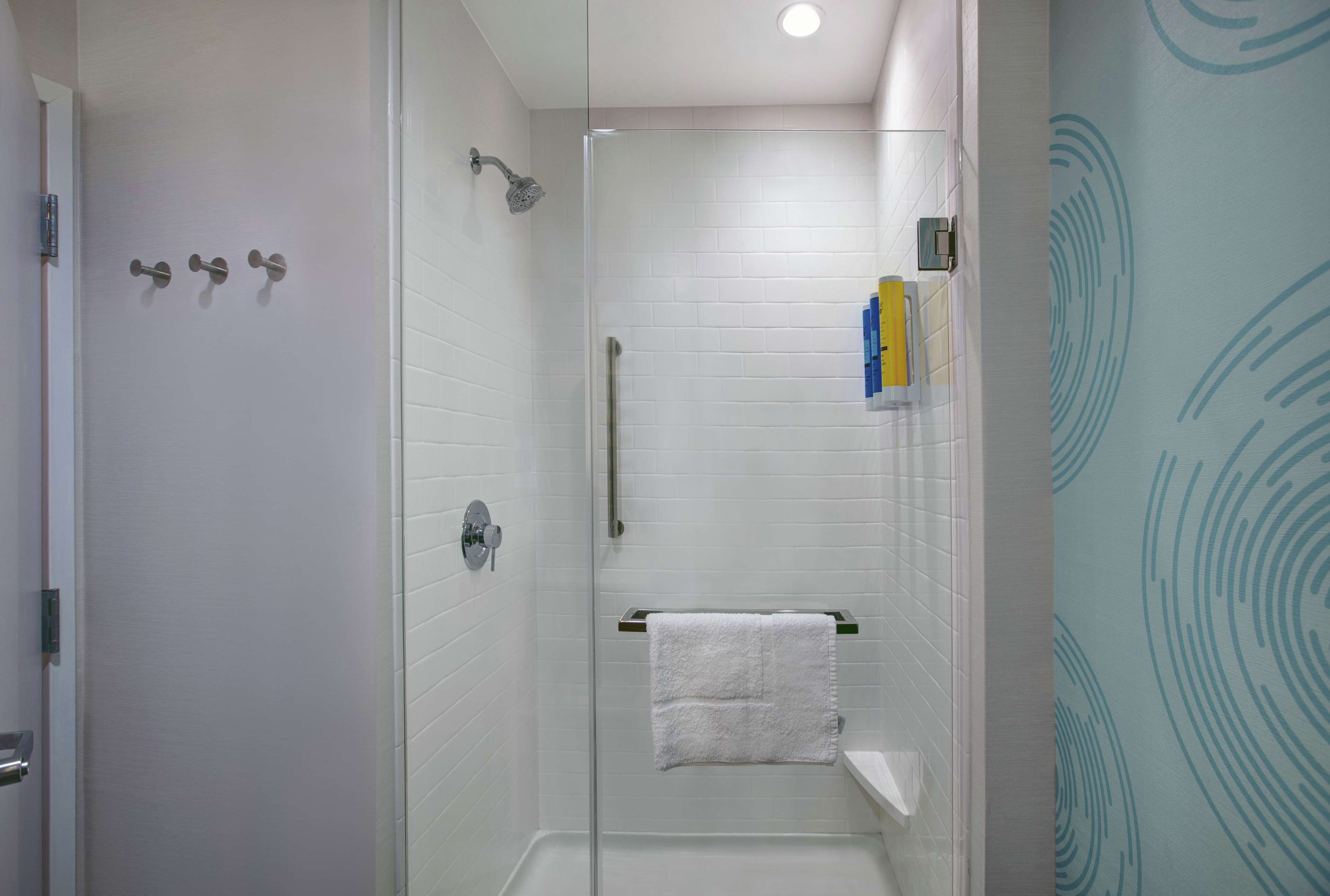 Photo - Tru By Hilton Austin Airport, Tx