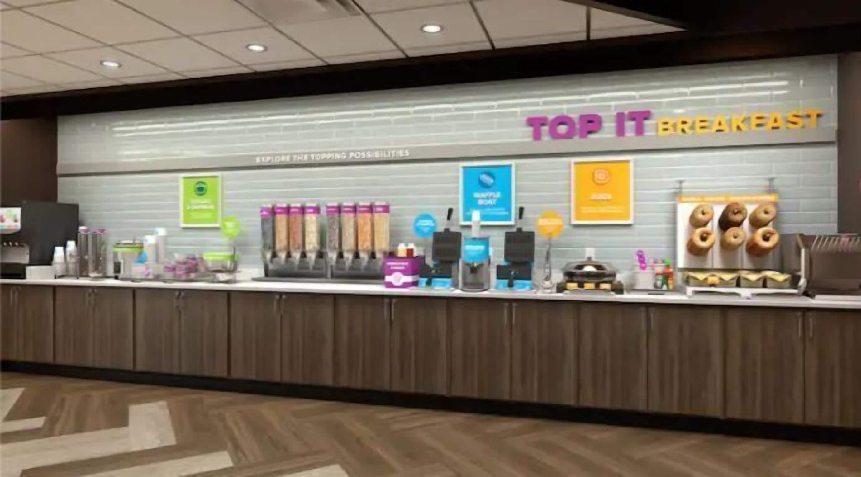 包含每日自助早餐