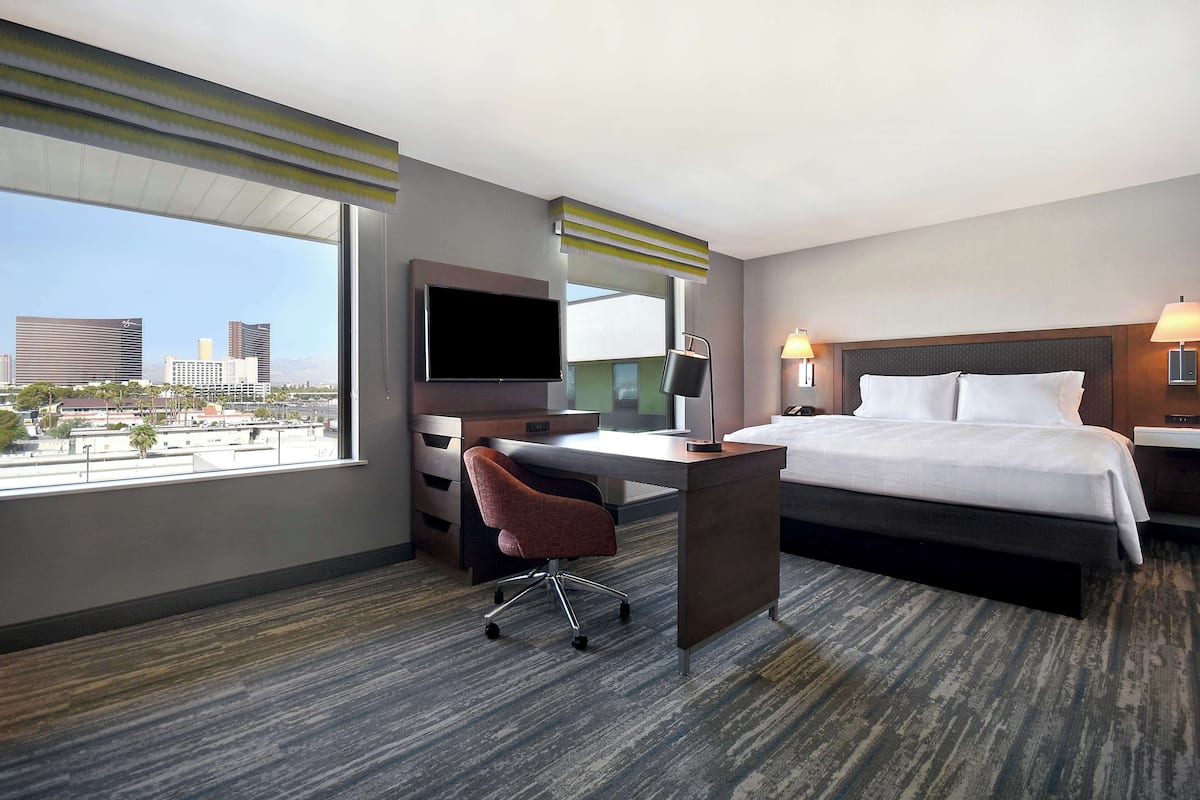 1 bedroom, in-room safe, desk, laptop workspace