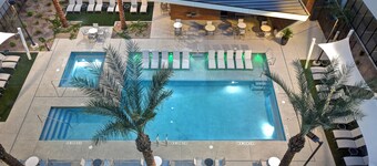 Hampton Inn & Suites Las Vegas Convention Center - No Resort Fee