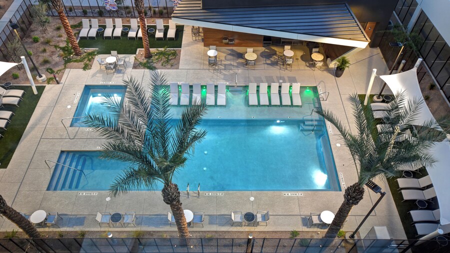 Hampton Inn & Suites Las Vegas Convention Center - No Resort Fee