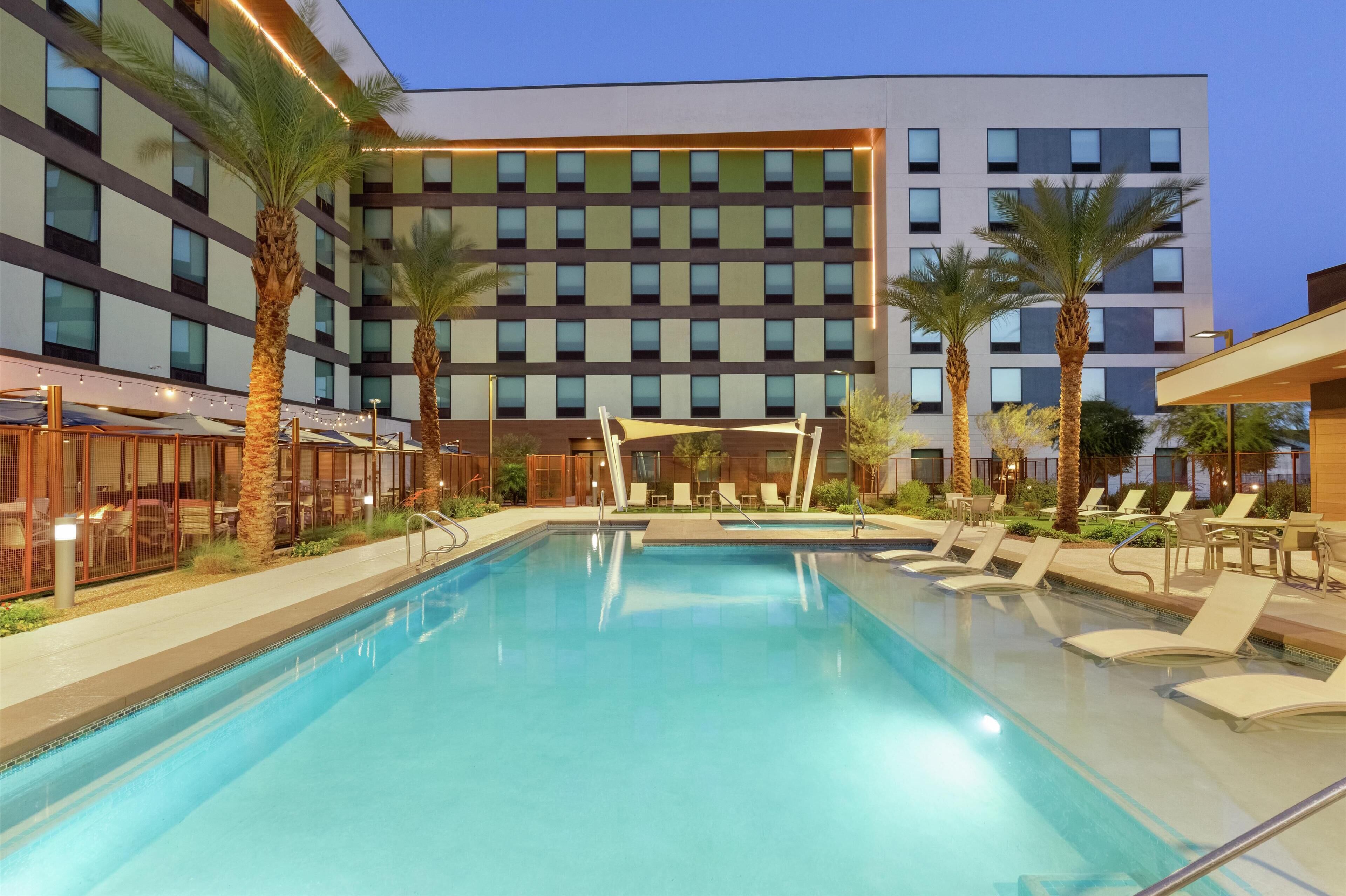 Outdoor pool, pool loungers
