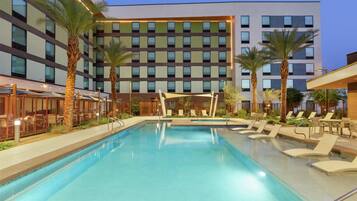 Outdoor pool, pool loungers