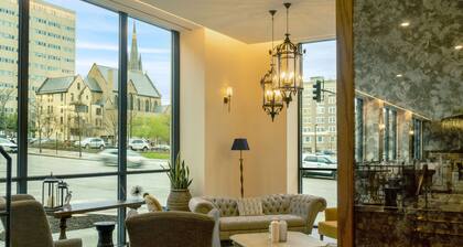 The Peregrine Omaha Downtown, Curio Collection by Hilton