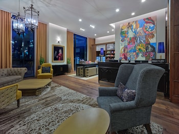 The Peregrine Omaha Downtown, Curio Collection by Hilton