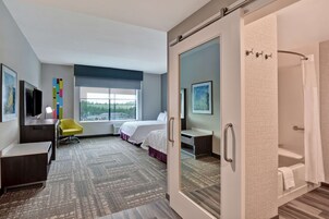 Caja de seguridad en la habitación y escritorio 