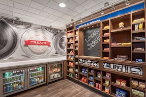 Restaurant - Hampton Inn & Suites by Hilton Kelowna Airport (Kelowna)