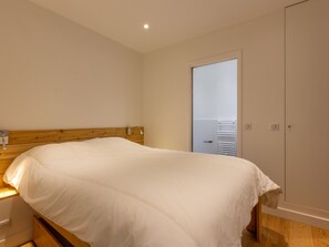 2 bedrooms, free WiFi