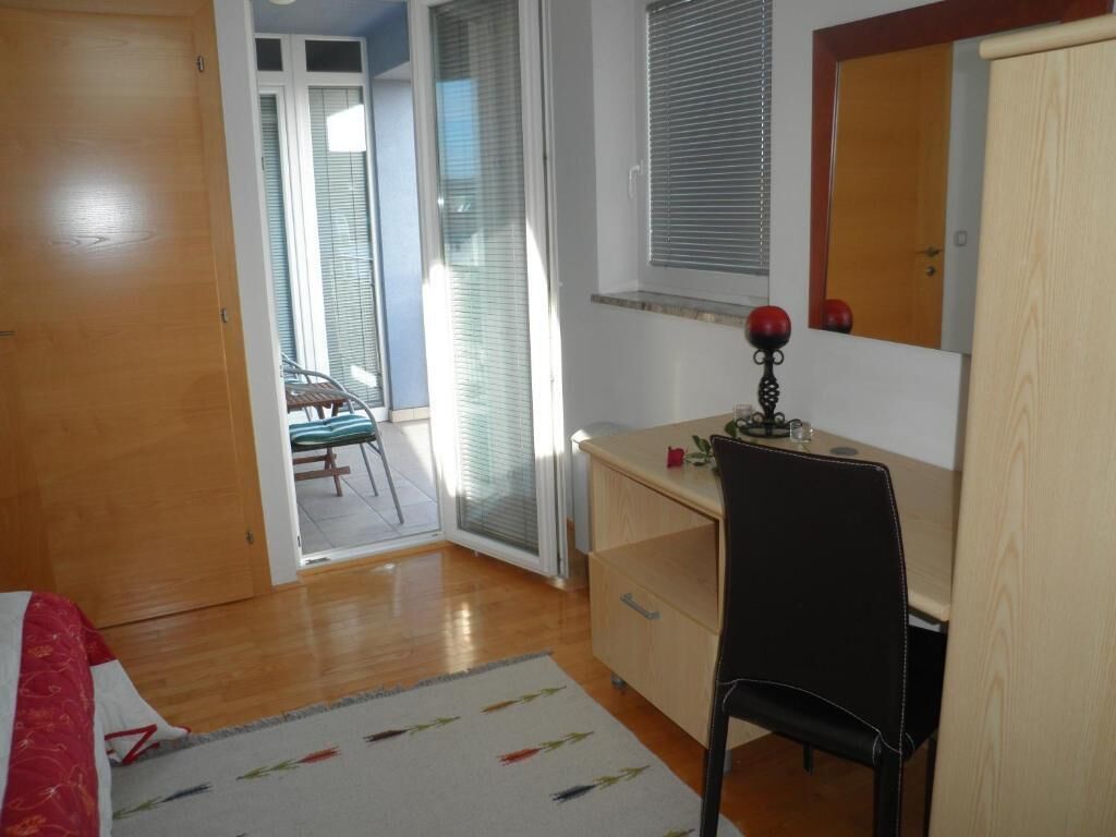 Apartamento luxo | Escrivaninha, espaço de trabalho para notebook