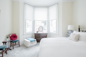 1 bedroom, iron/ironing board, cots/infant beds, free WiFi