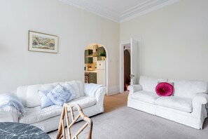 One-Bedroom Apartment | Living room