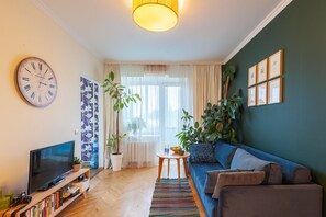 Apartment | Living area | Smart TV - MalinaApt Botanical apartment (Kyiv)