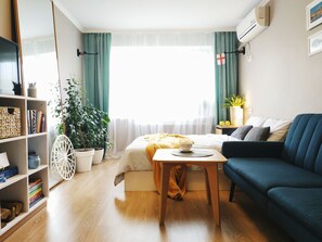Apartment | 1 bedroom, iron/ironing board, free WiFi, bed sheets - MalinaApt Sea Place (Kyiv)