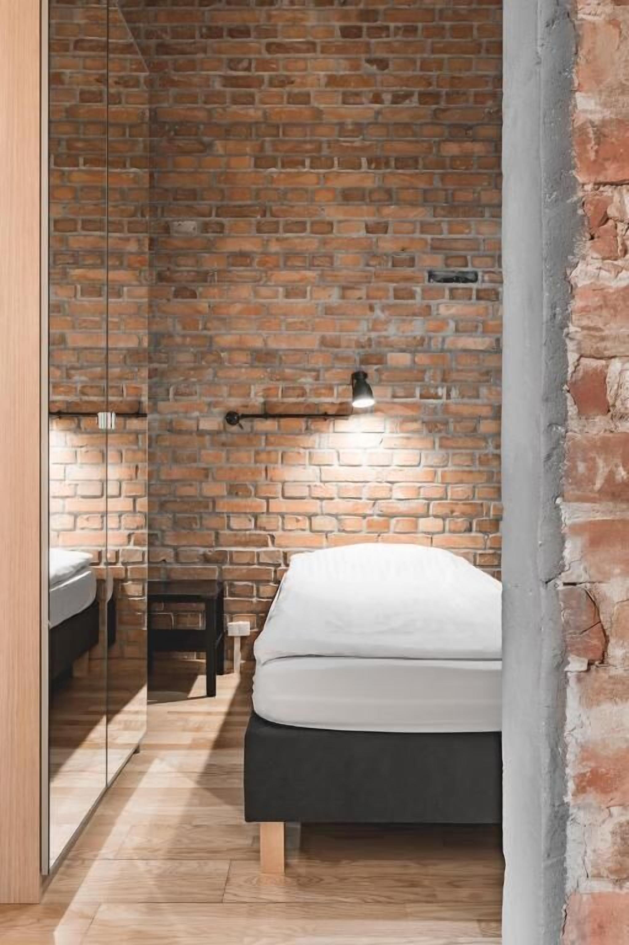 Suite | Blackout drapes, iron/ironing board, free WiFi