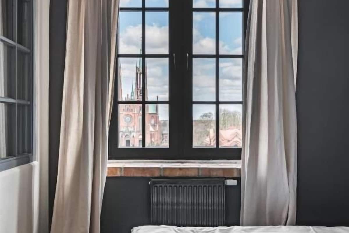 Apartamento clásico | Cortinas opacas, tabla de planchar con plancha, wifi gratis