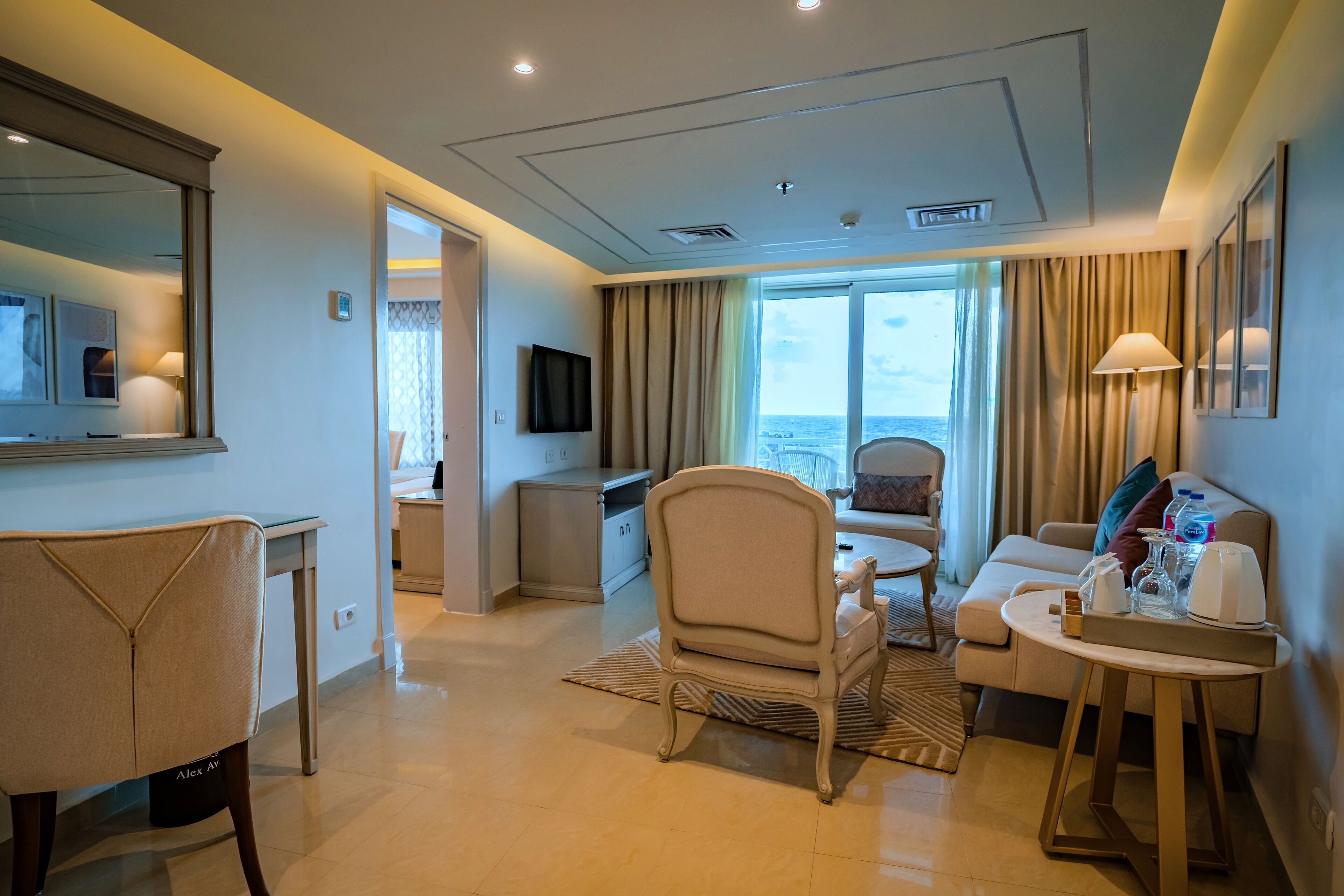 junior jacuzzi suite | living area | lcd tv