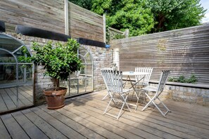 Terrace/patio - Exquisite Designers Abode (London)