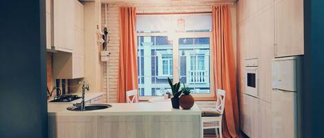 Apartment | Private kitchenette | Full-size fridge, oven, stovetop, electric kettle