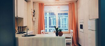 MalinaApt Alice in Wonderland