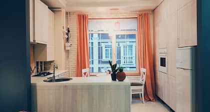 MalinaApt Alice in Wonderland