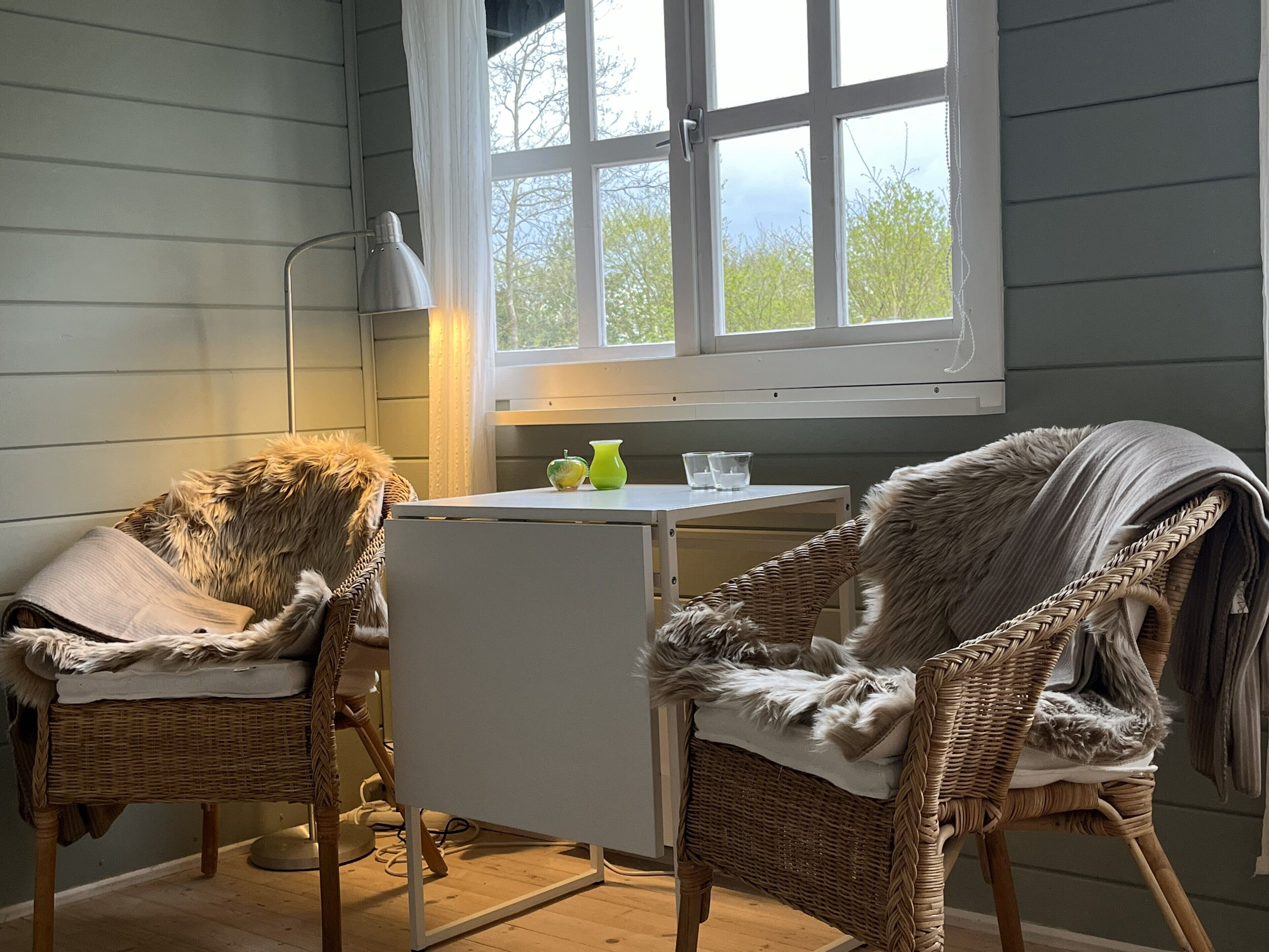 Cabin, Shared Bathroom, Garden Area | Desk, iron/ironing board, free WiFi, bed sheets