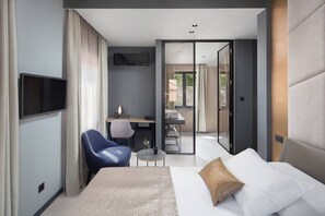 Superior Room (King)