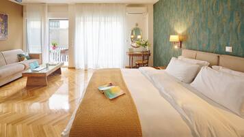 Soundproofing, iron/ironing board, free WiFi, bed sheets