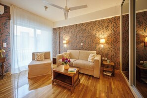 Huoneisto, terassi (Thoi) | Äänieristys, silitysrauta/-lauta, ilmainen Wi-Fi, vuodevaatteet