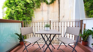 Apartamento, balcón (Alkyone) | Balcón