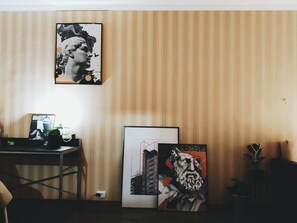 Apartment, 2 Bedrooms | Living room