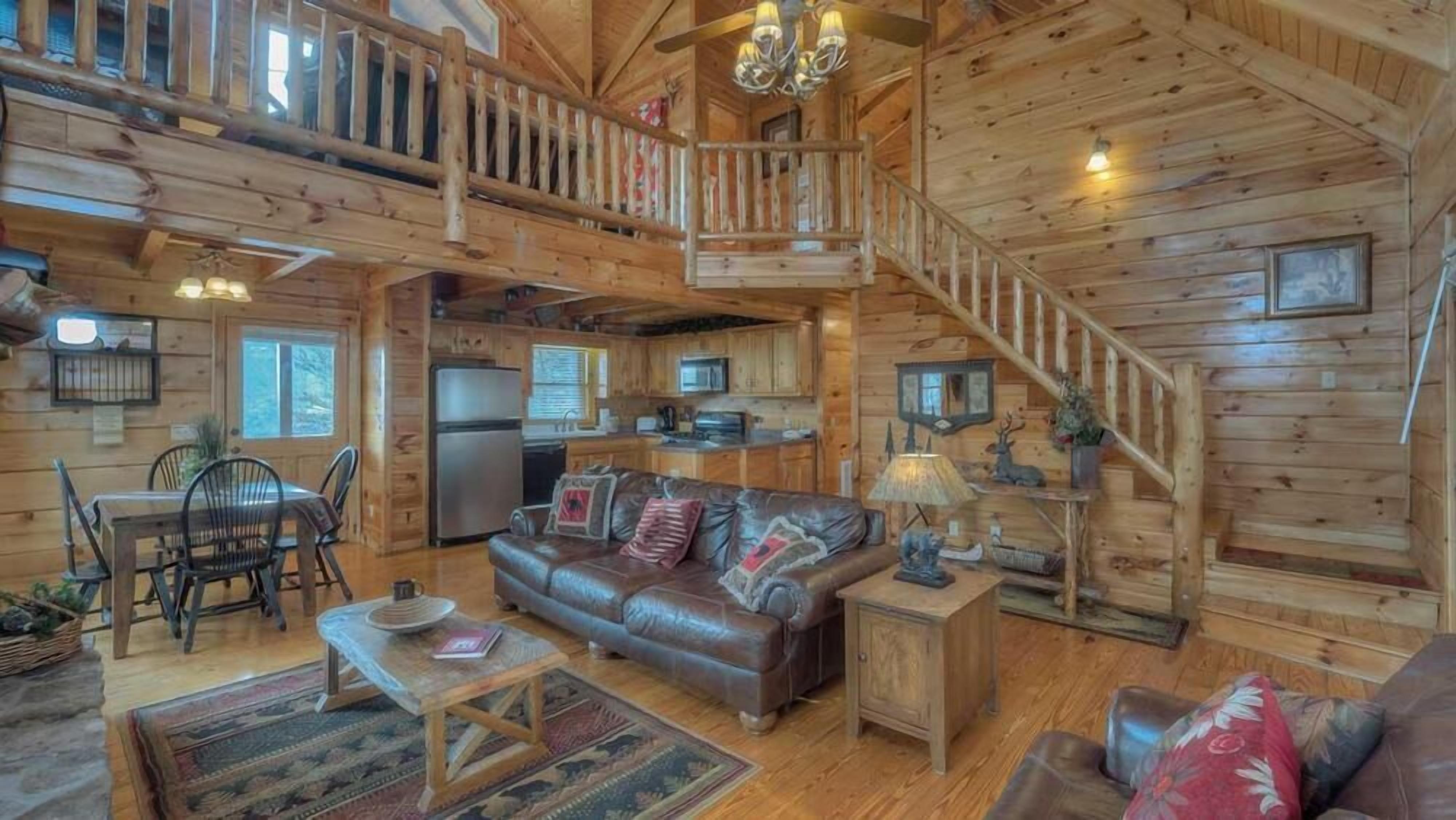 The Overlook- Hot Tub | Panoramic Mountain Views | Pool Table | Secluded