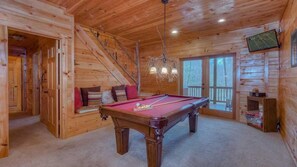 غرفة الألعاب